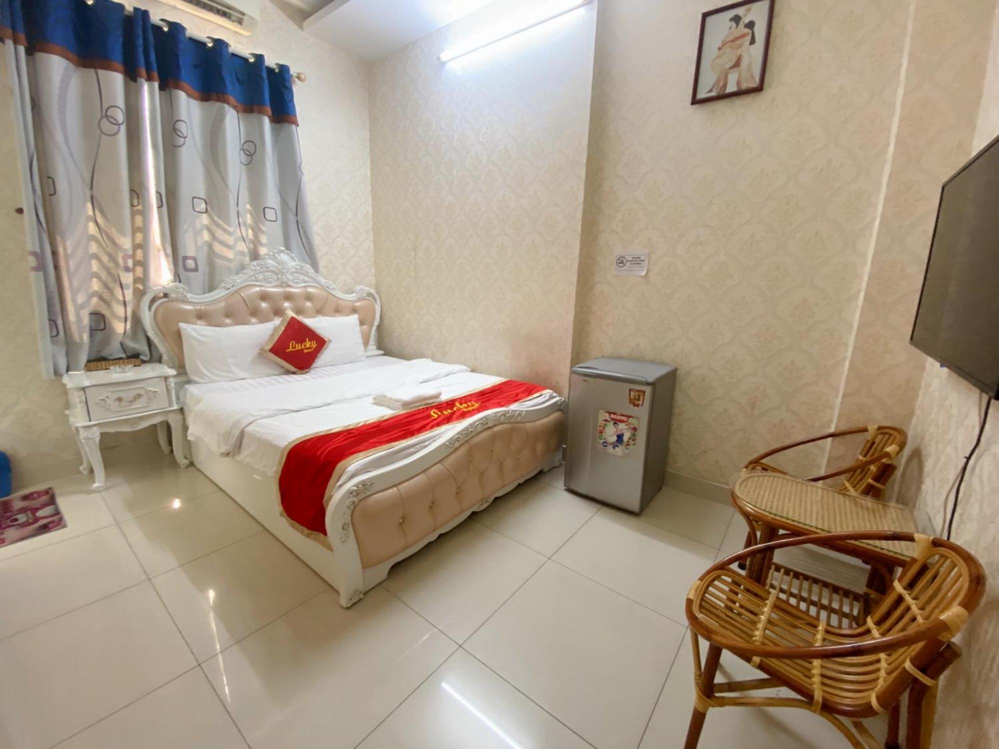 Lucky Hotel Хошимін Екстер'єр фото